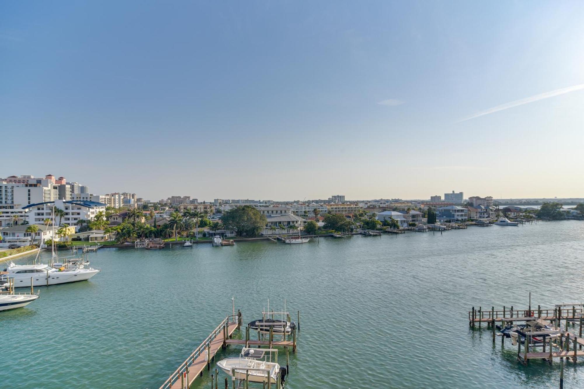 Coastal With Harbor Views Steps To Beach! Apartment *