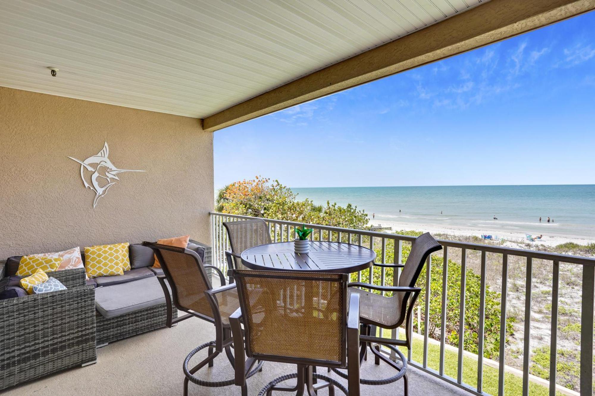 Oceanside 302