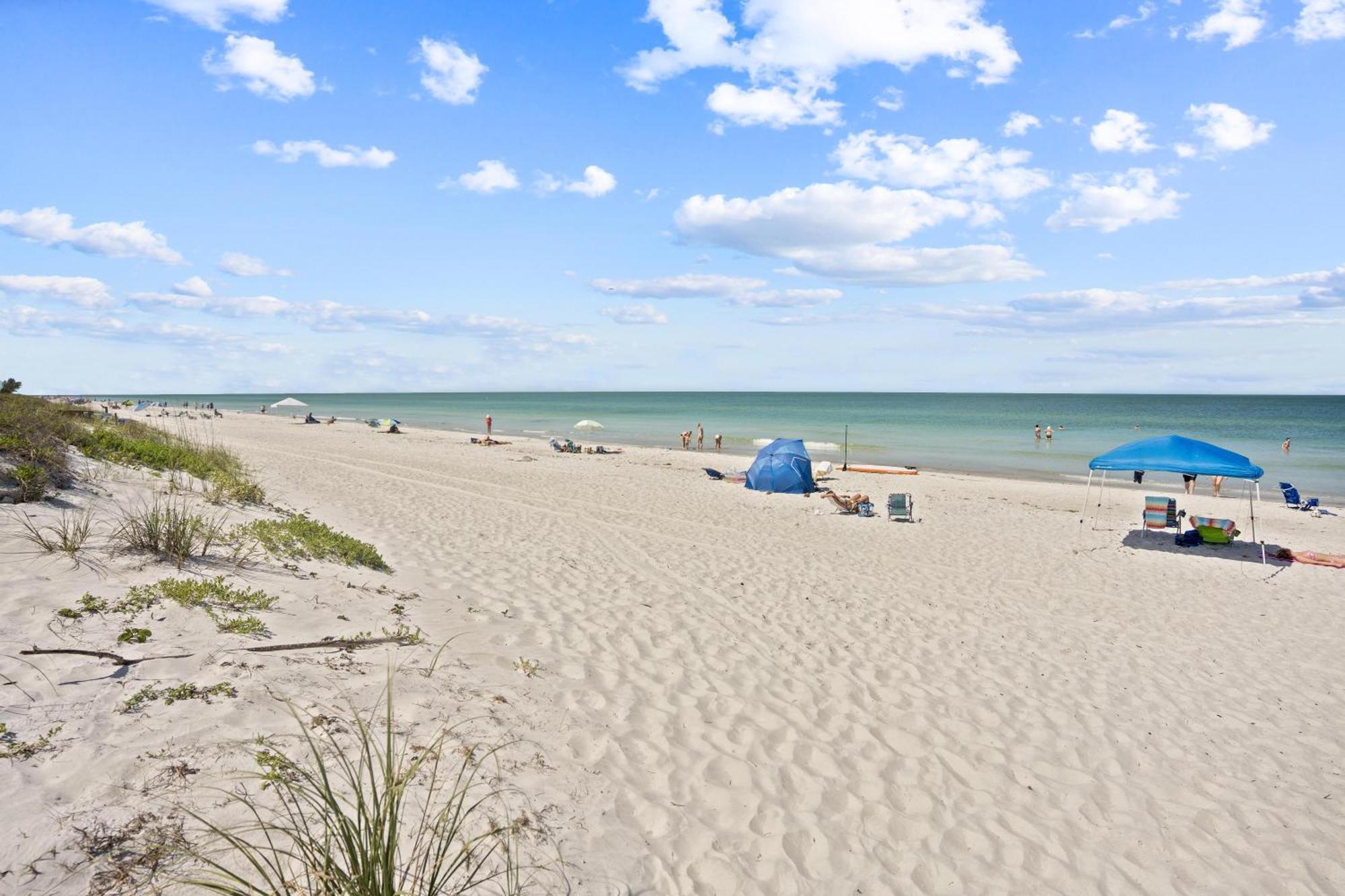 Holiday home Oceanside 302