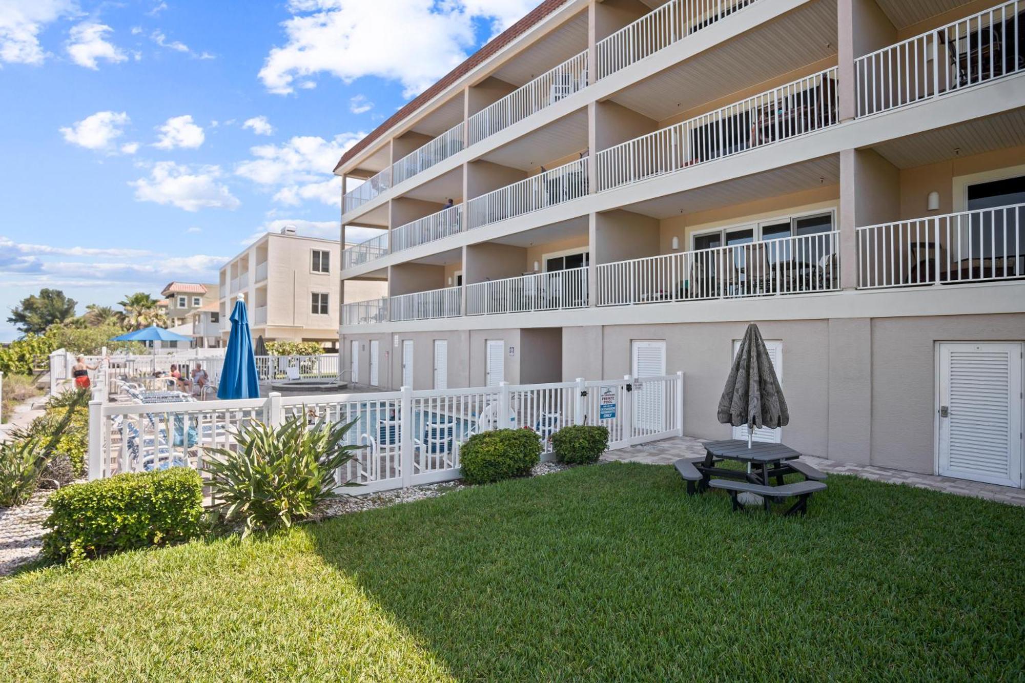 Oceanside 302
