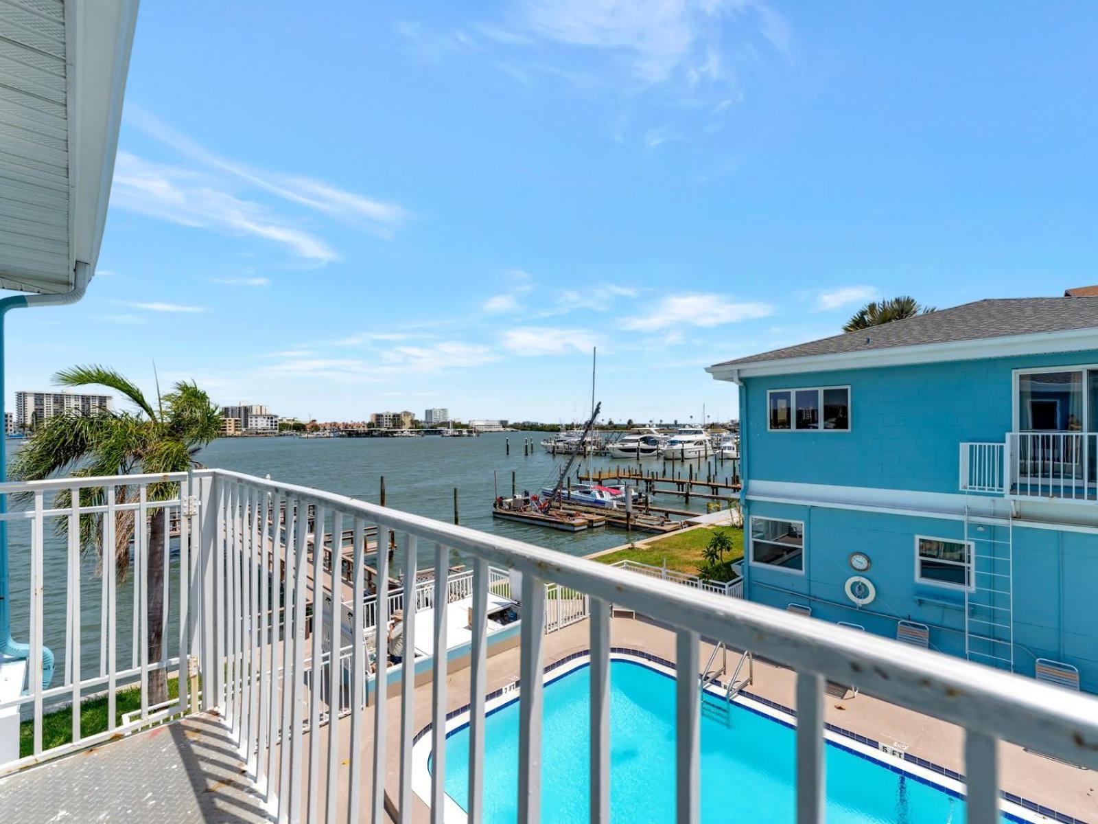 The Boho Waterview W Balcony Bbq & Heated Pool Clearwater Beach