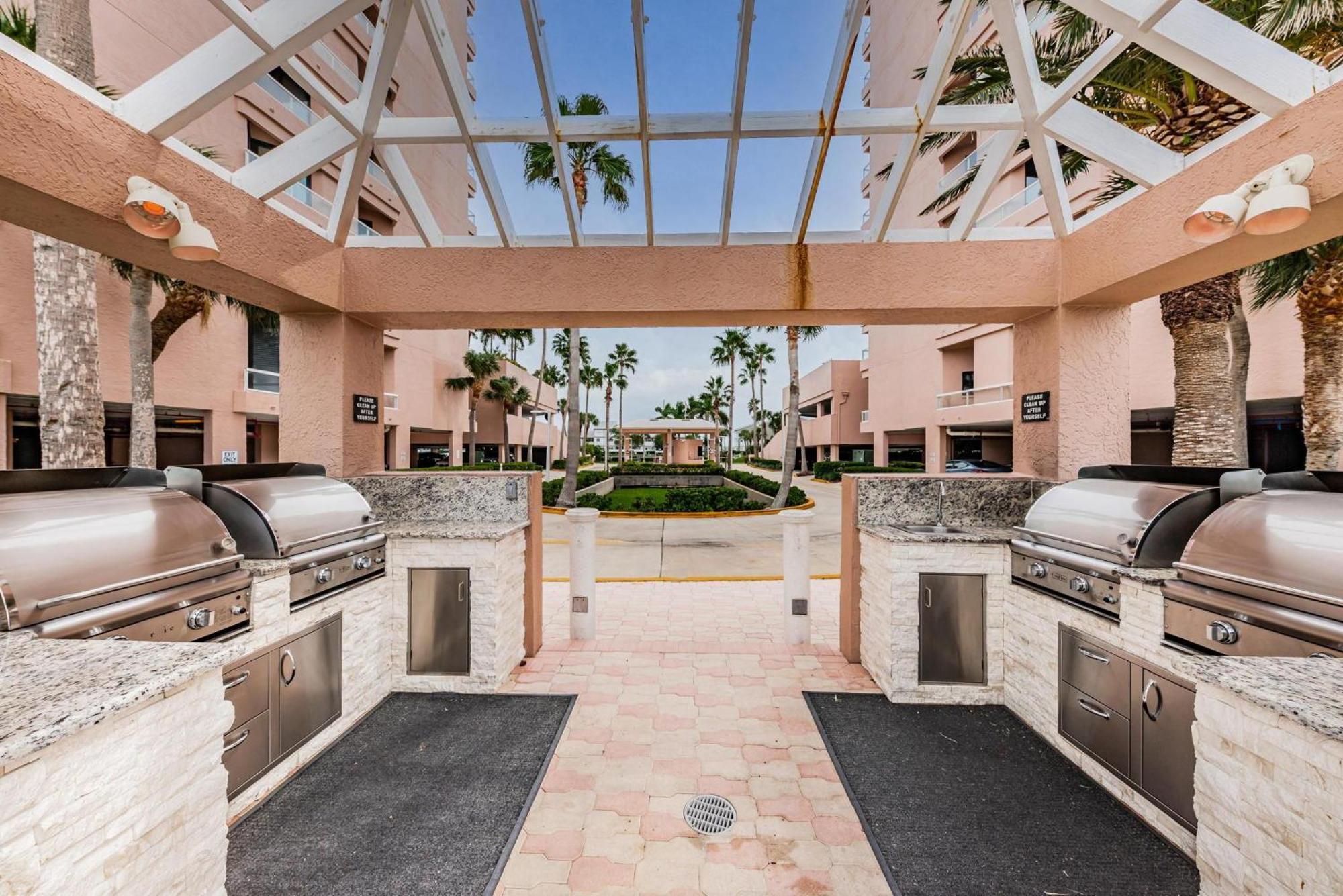 Crescent Club 8c * Clearwater Beach