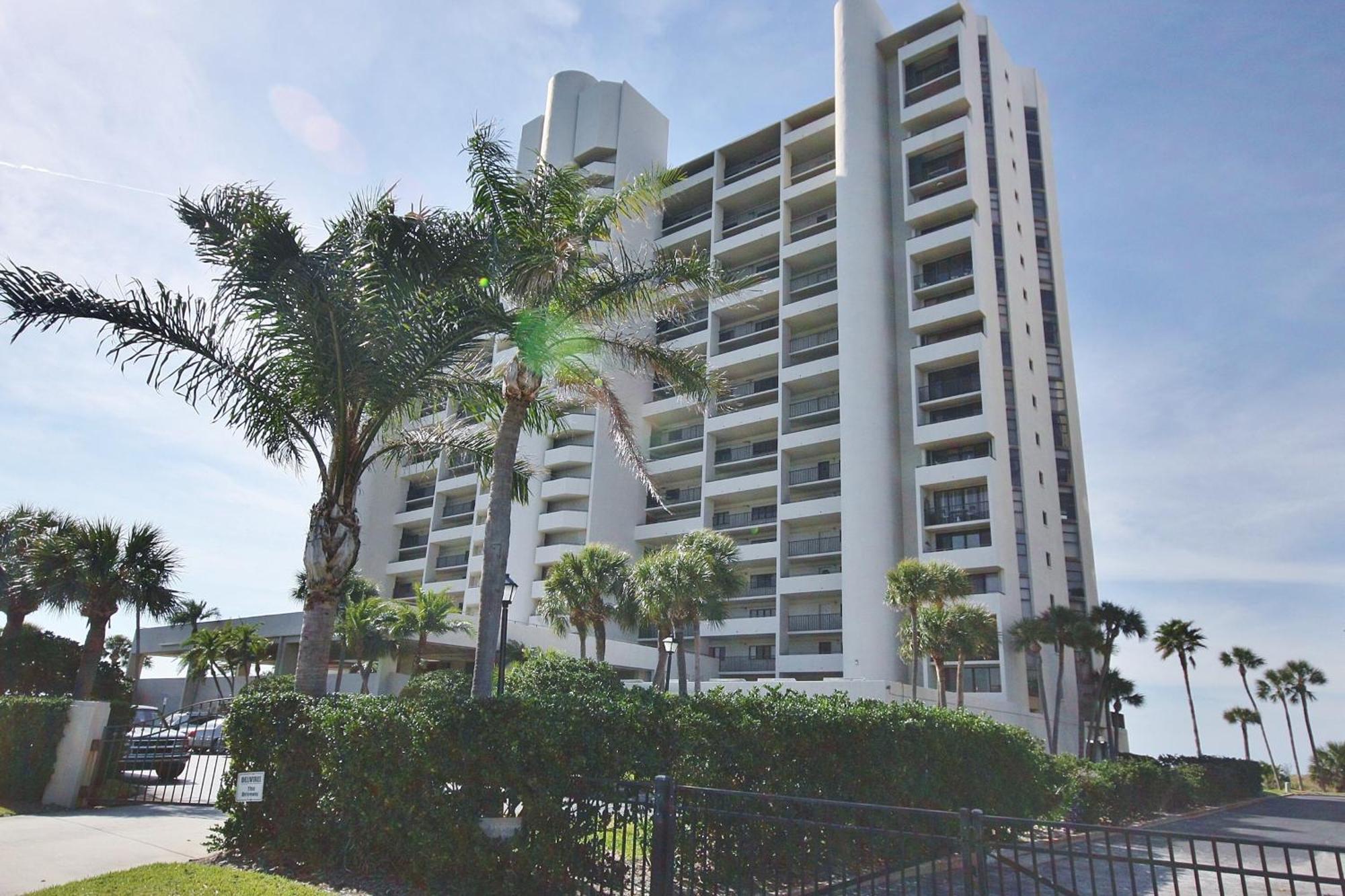 Lighthouse Towers 604 Apartment *