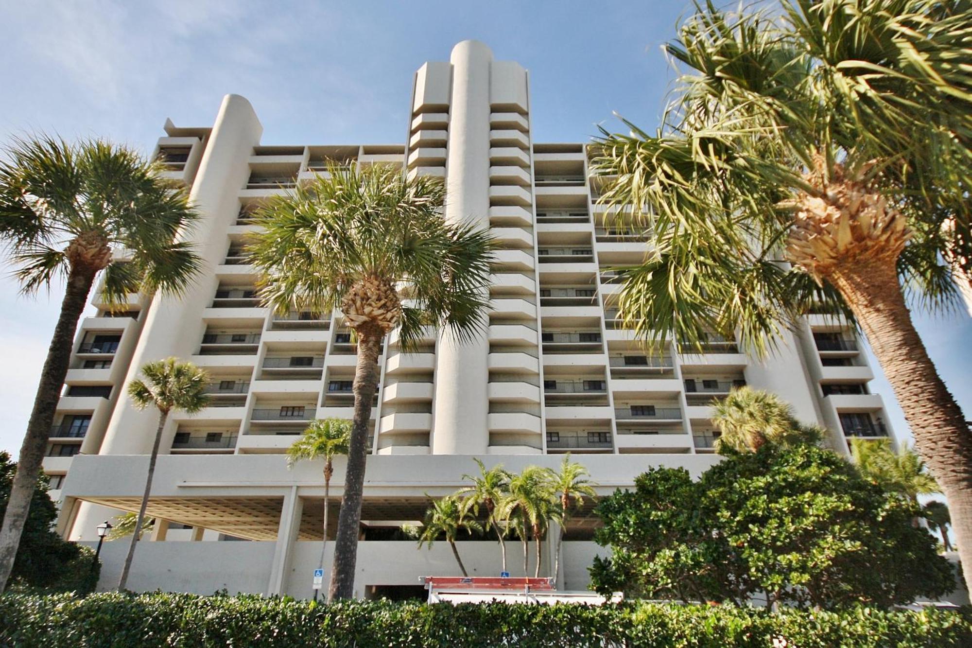 Lighthouse Towers 604 Apartment *