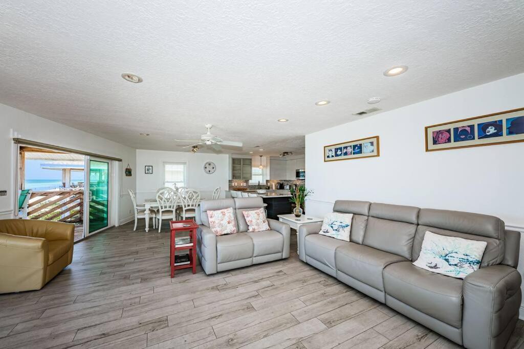New Listing Stunning View Cypress Beachfront Apartment Clearwater Beach