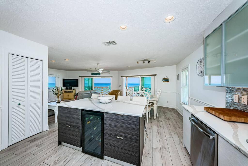 New Listing Stunning View Cypress Beachfront *