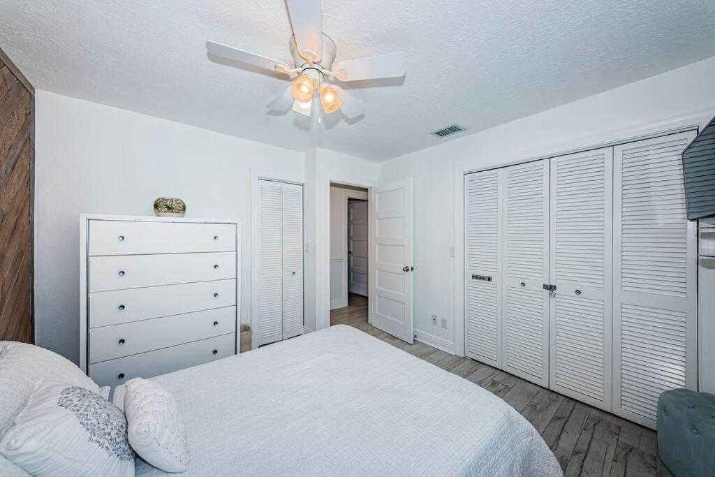 New Listing Stunning View Cypress Beachfront Apartment