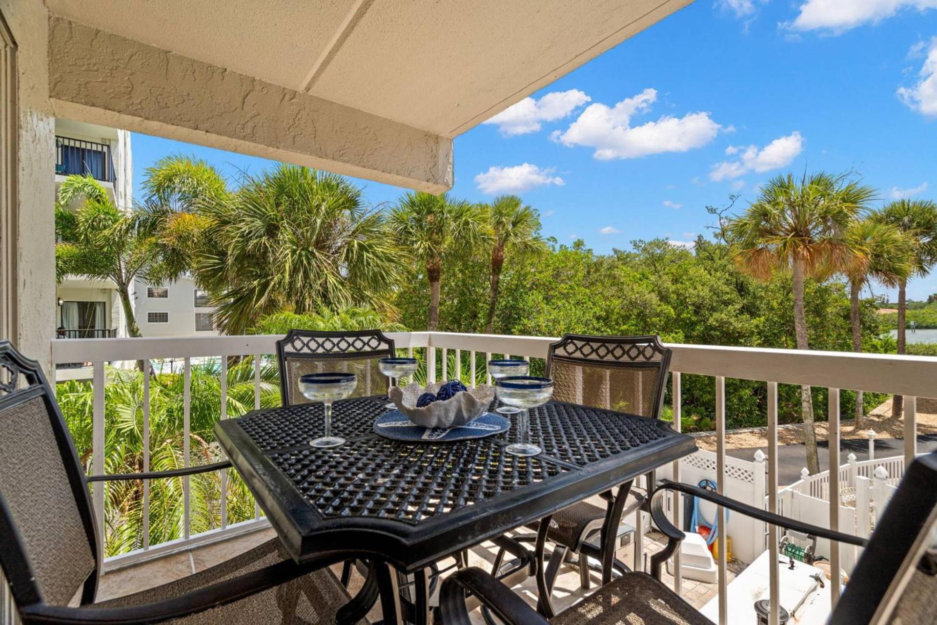 102 Waterview Clearwater Beach
