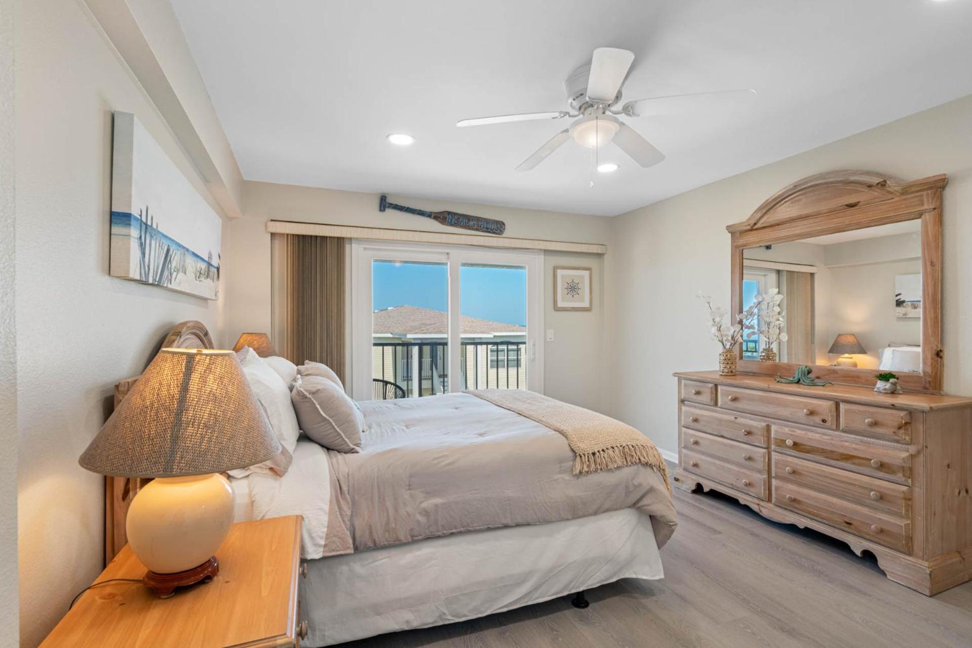 Breathtaking Penthouse Views Oceanview Getaway Apartment
