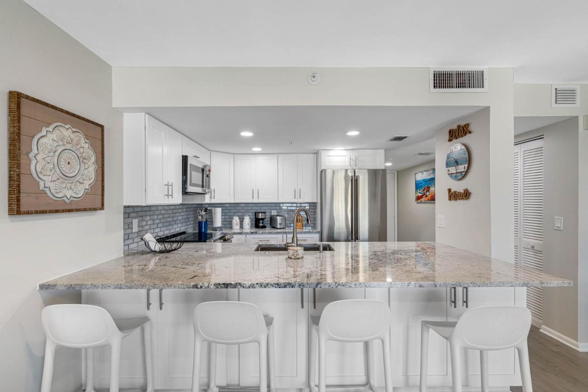 Breathtaking Penthouse Views Oceanview Getaway