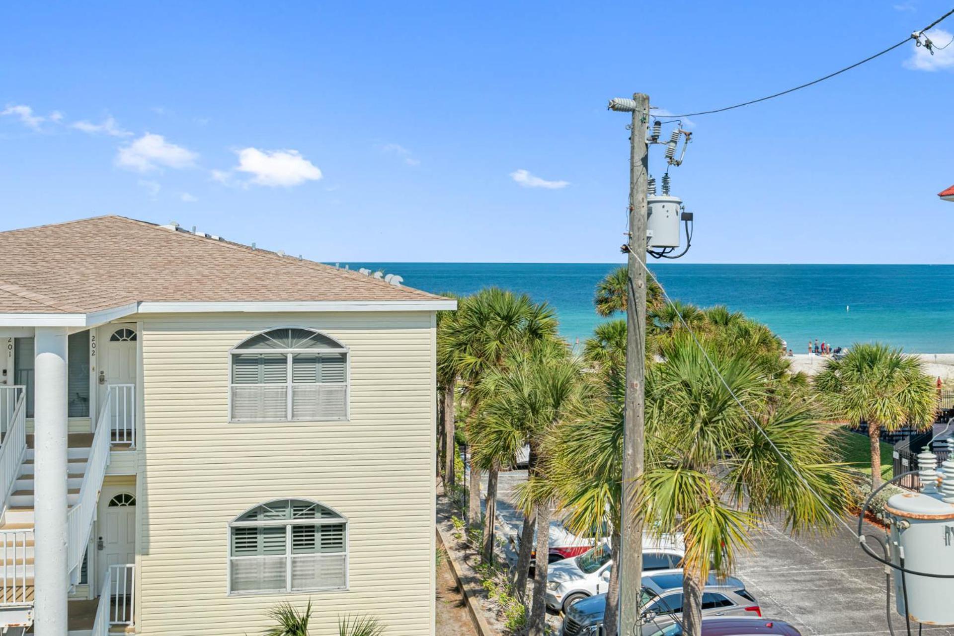 Breathtaking Penthouse Views Oceanview Getaway * Clearwater Beach