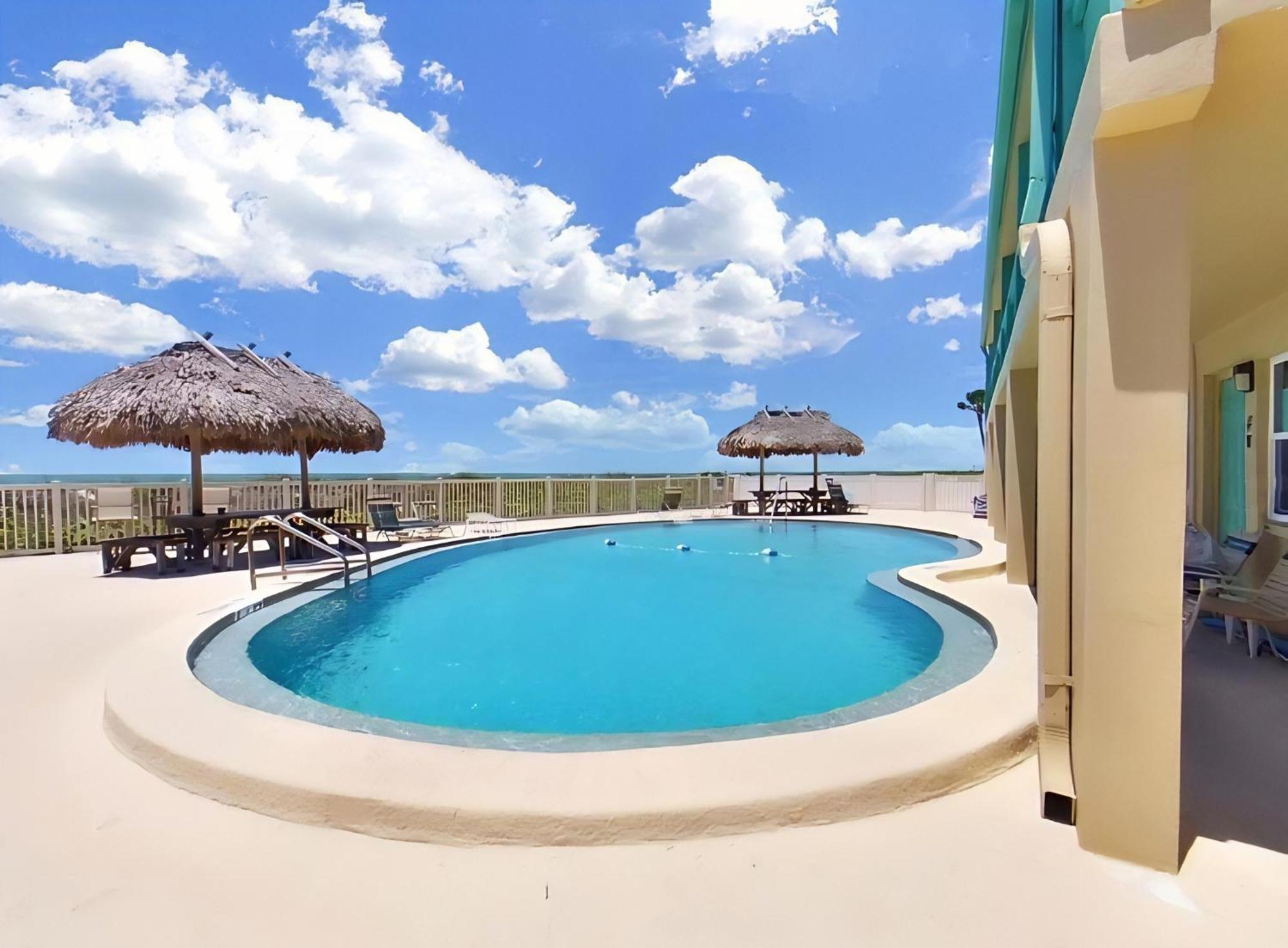 Breezy Belleair 5e Apartment