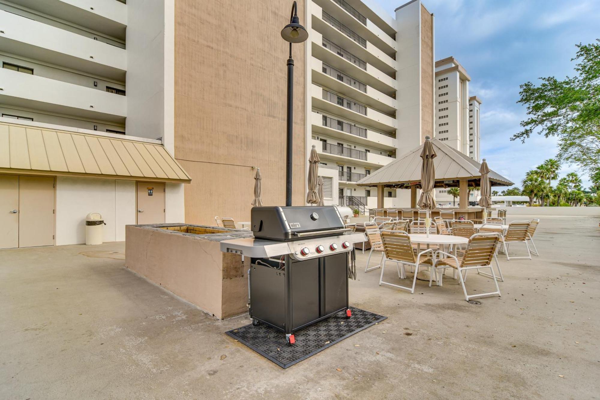 Beachfront Clearwater With Pool And Hot Tub Apartment *