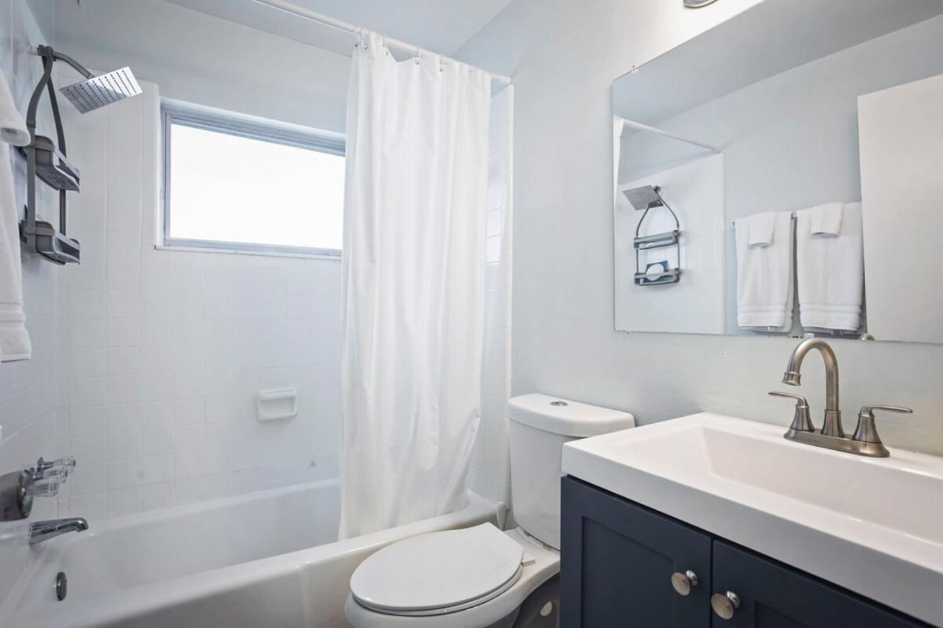Sunny Shores Retreat 1 *