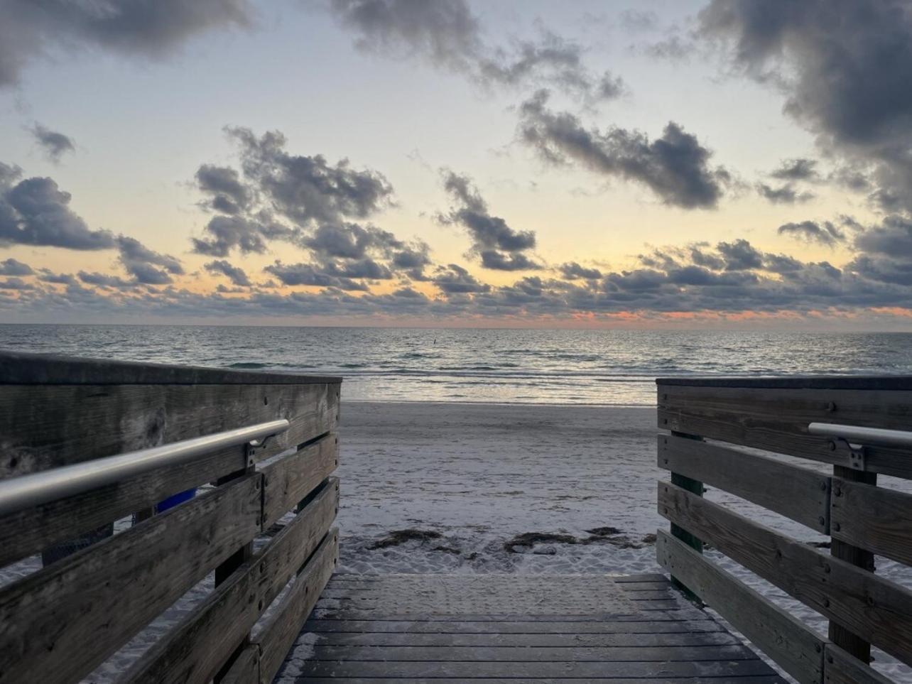 Beachside Getaway East Clearwater Beach