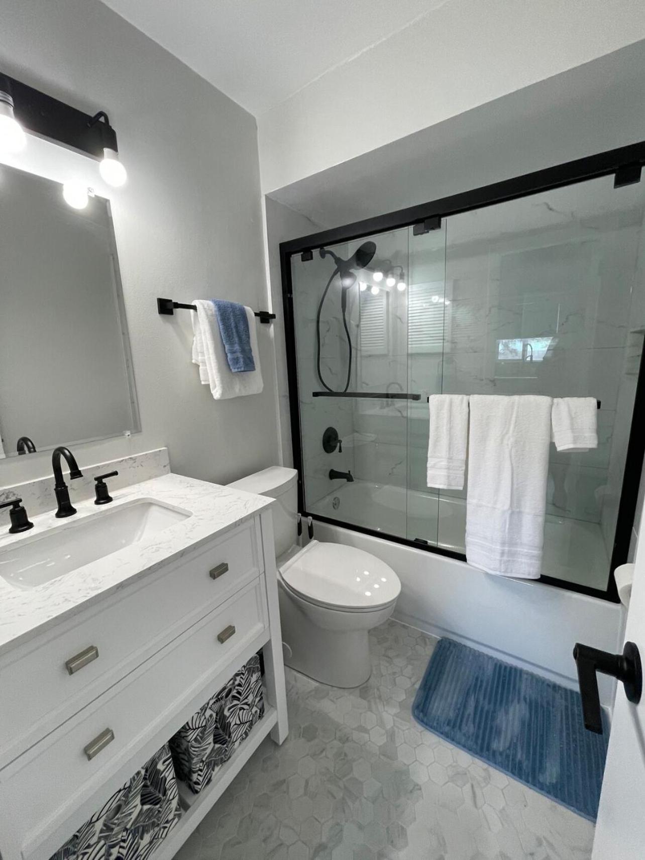 Apartment Tropical Coastal Oasis East Clearwater Beach