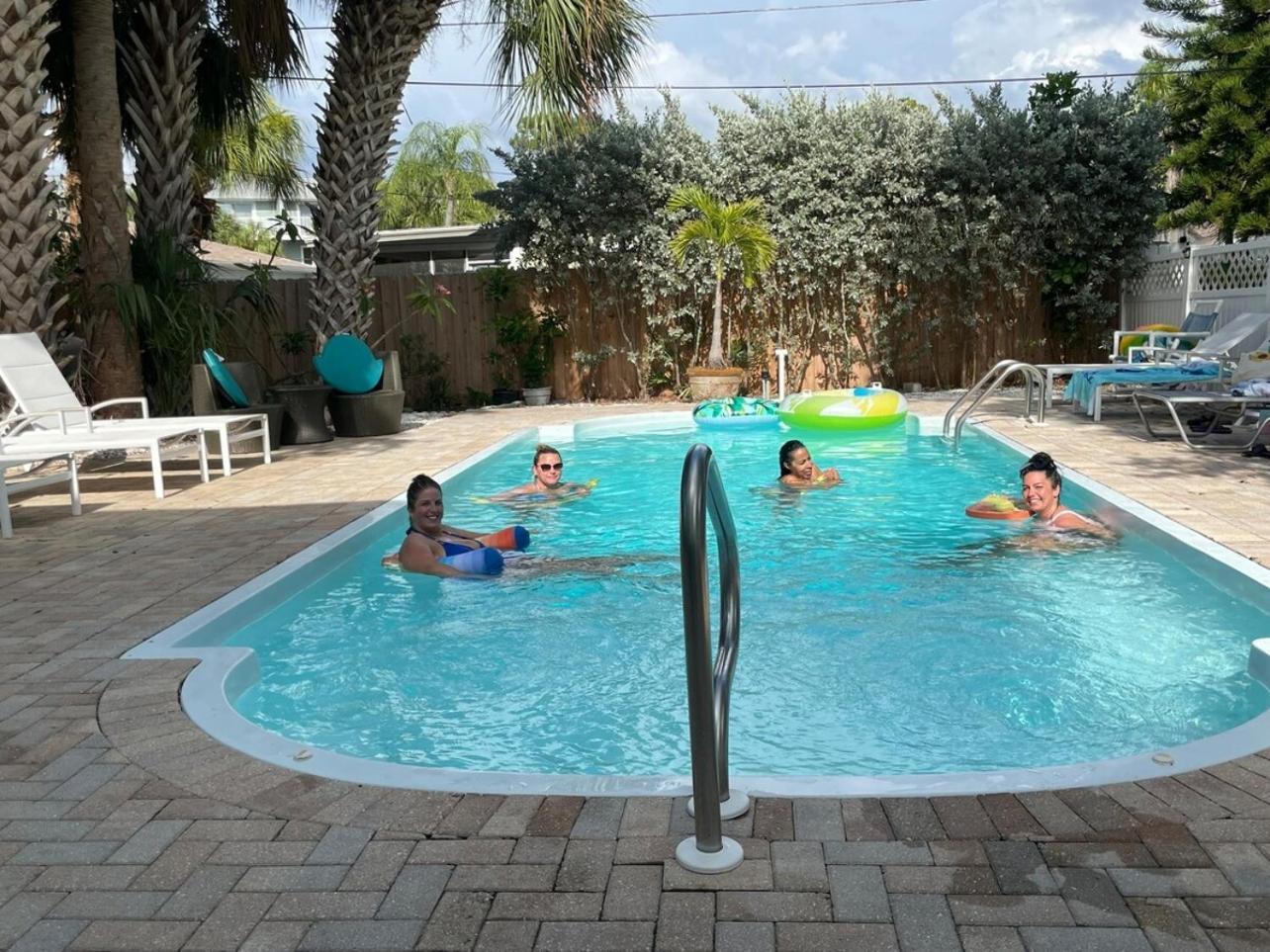 Beachside Getaway West * Clearwater Beach
