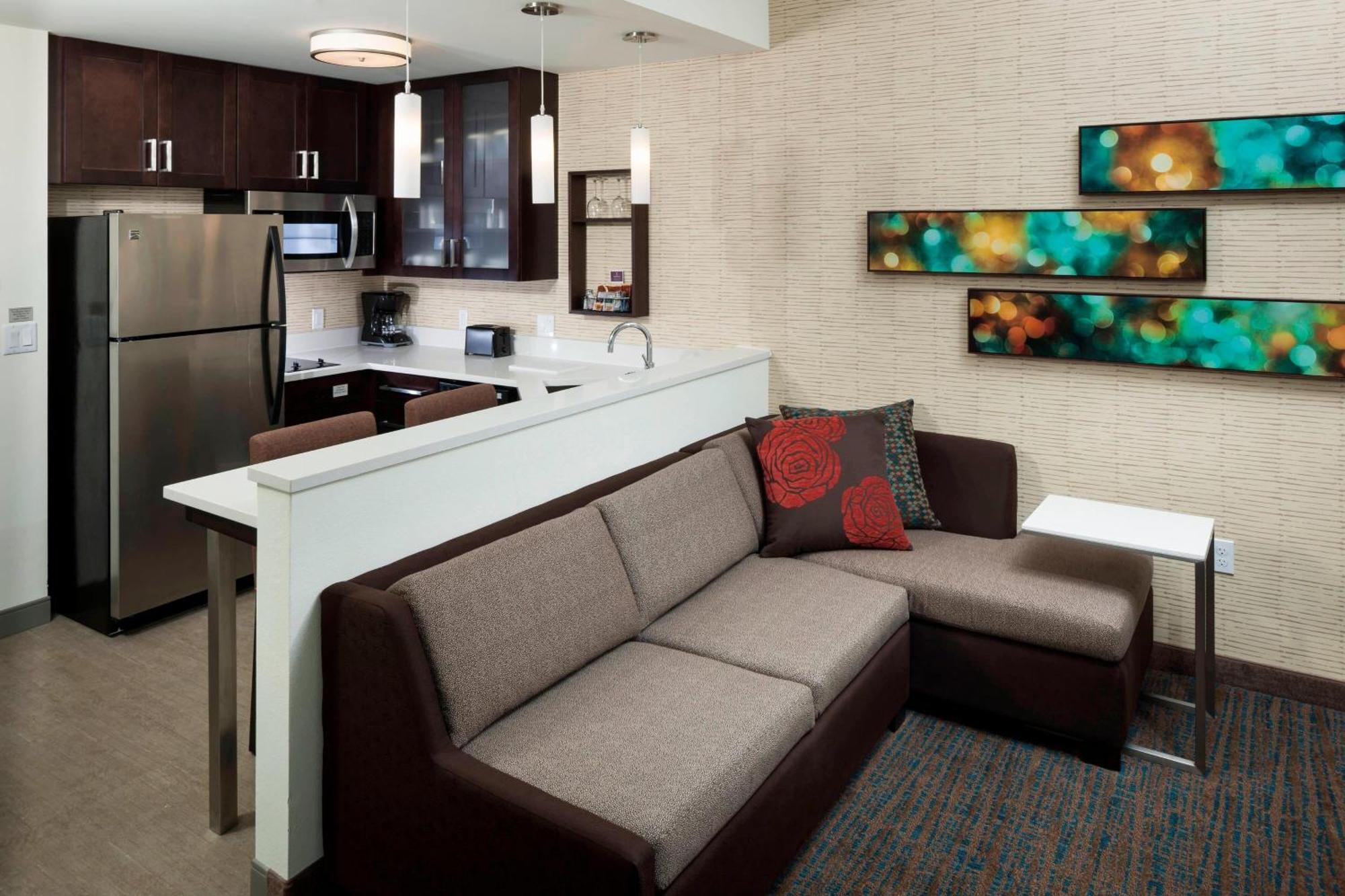 By Marriott Clearwater Hotel 3*