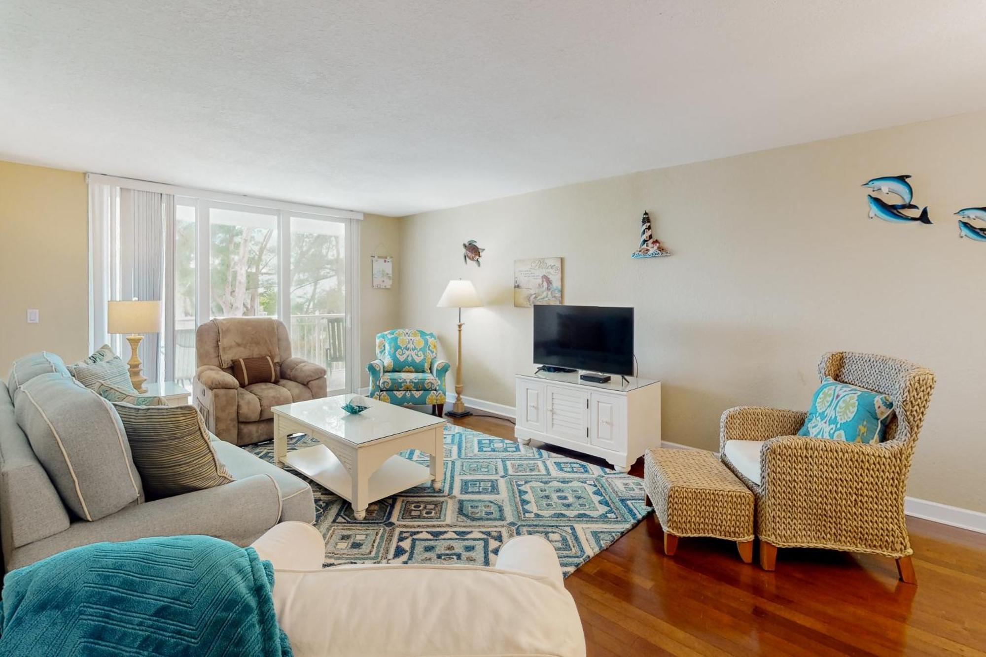 Dolphin Reef 203 Apartment *