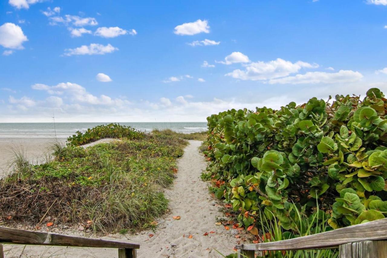 Holiday home Sea Side 202 Beachfront Serenity 3bd 2ba Sleeps 8 Clearwater Beach