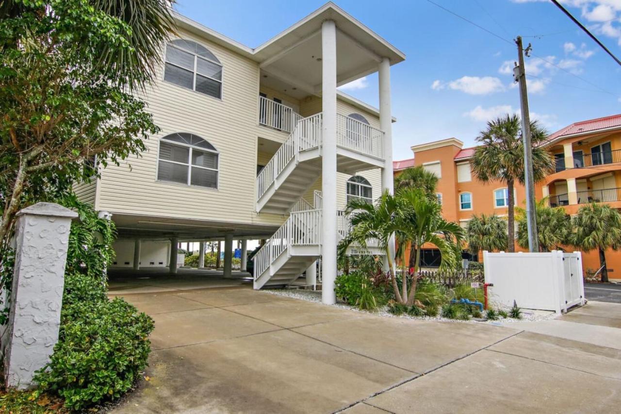 Holiday home Sea Side 202 Beachfront Serenity 3bd 2ba Sleeps 8 Clearwater Beach
