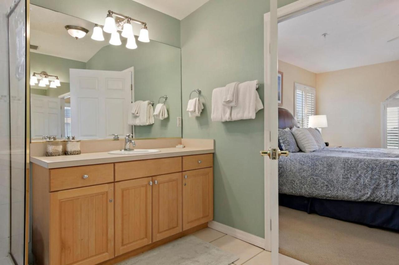 Sea Side 202 Beachfront Serenity 3bd 2ba Sleeps 8 Clearwater Beach