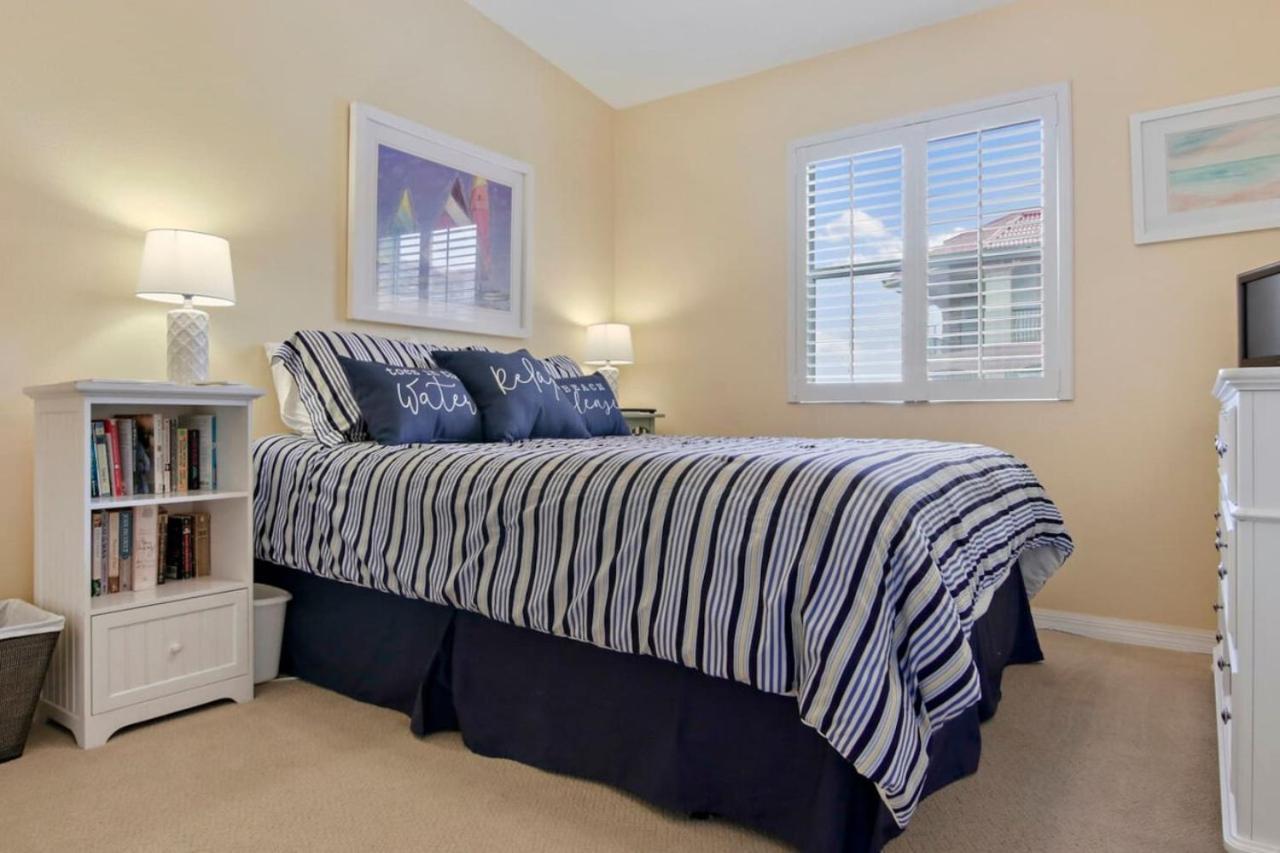 Sea Side 202 Beachfront Serenity 3bd 2ba Sleeps 8