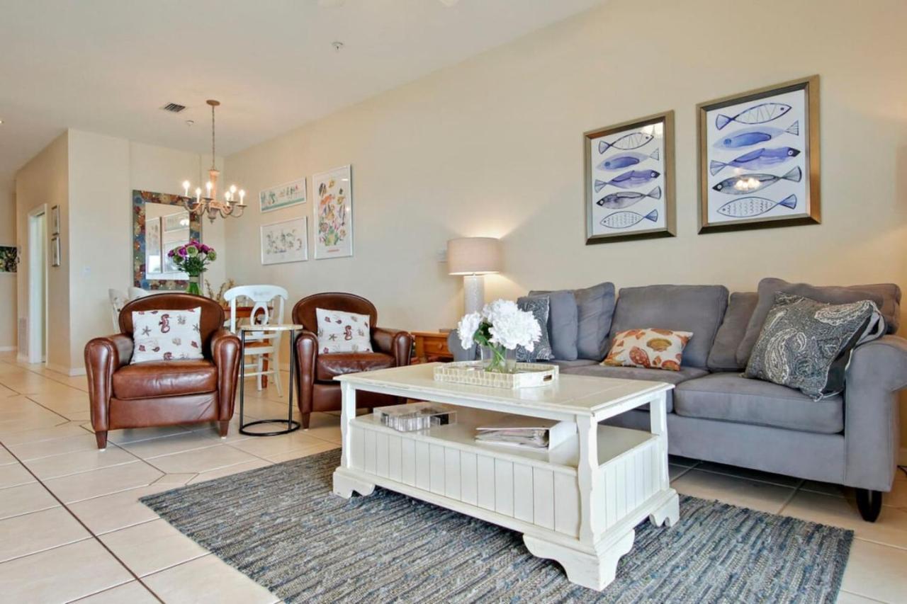 Sea Side 202 Beachfront Serenity 3bd 2ba Sleeps 8 Holiday home Clearwater Beach