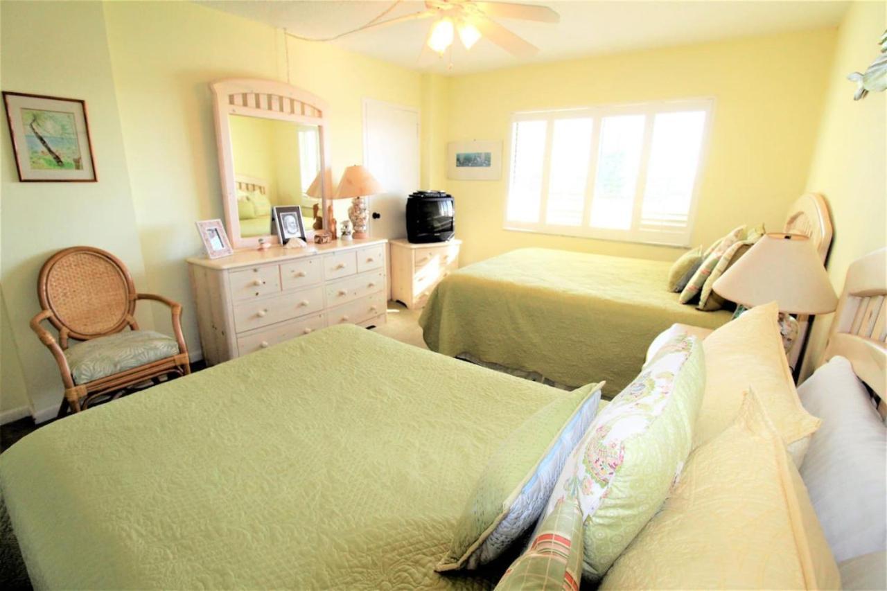 Gulf Front Beauty 2bd 2ba W Bonus Castle Holiday home *
