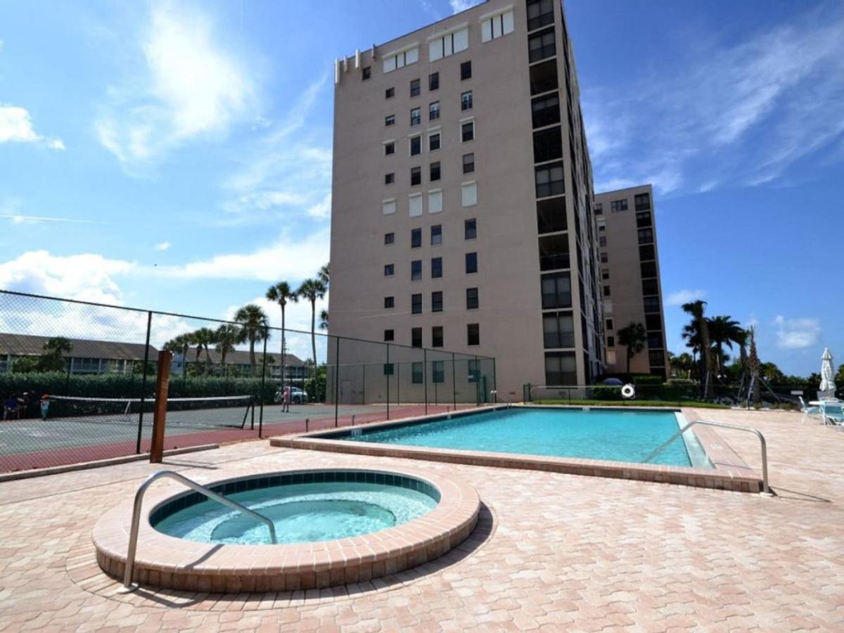 Holiday home Indian Rocks Beachfront 2br 2ba Reflections 908
