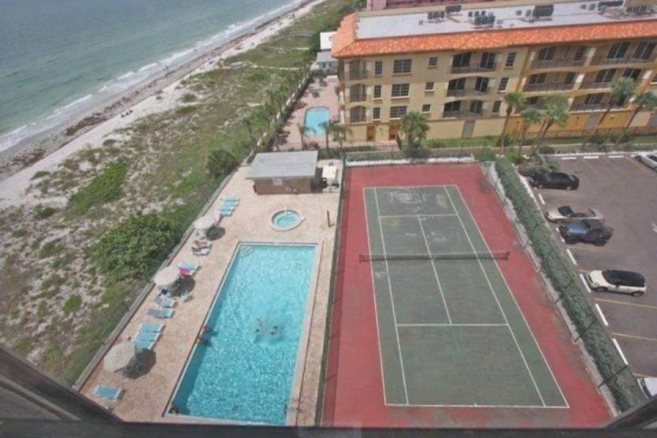 Holiday home Indian Rocks Beachfront 2br 2ba Reflections 908 Clearwater Beach