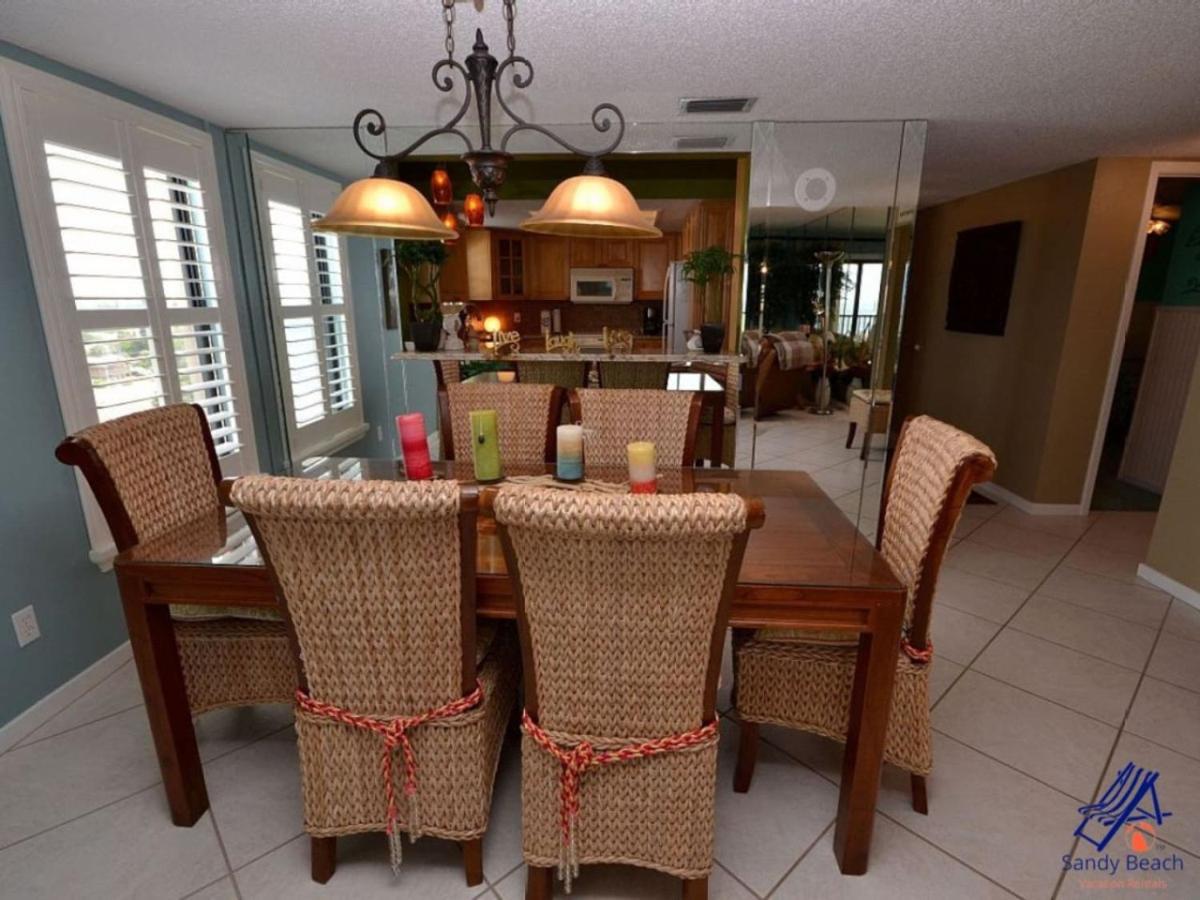 Indian Rocks Beachfront 2br 2ba Reflections 908