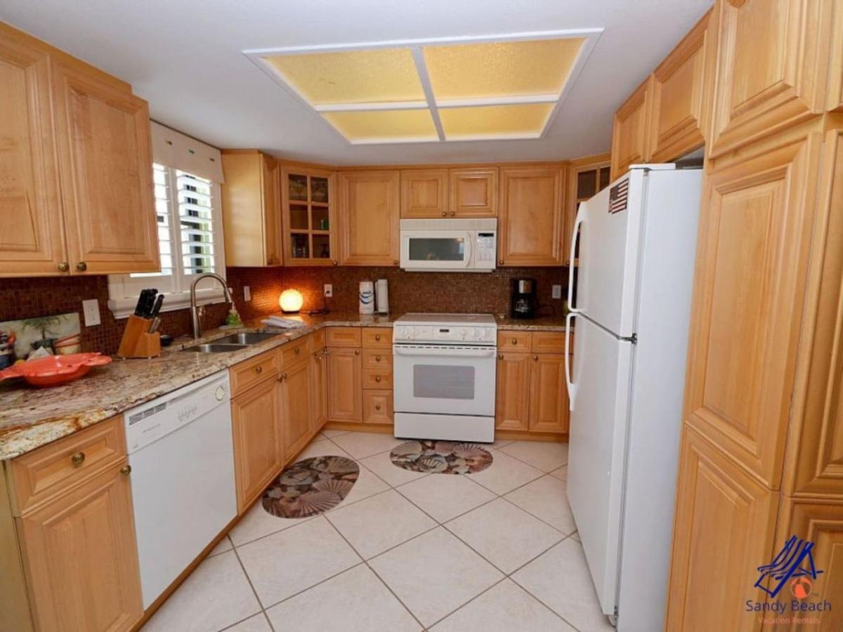 Holiday home Indian Rocks Beachfront 2br 2ba Reflections 908 *