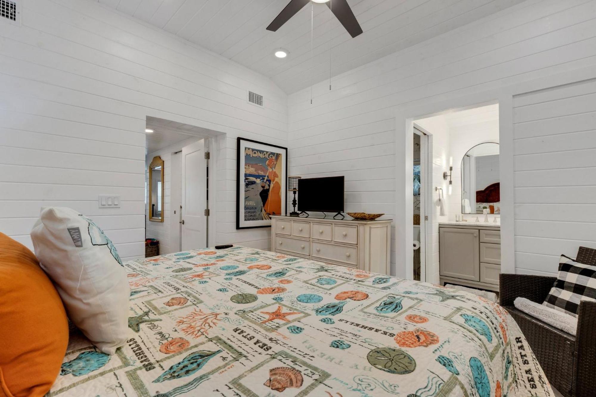 Coastal Breeze - Pool Home! *