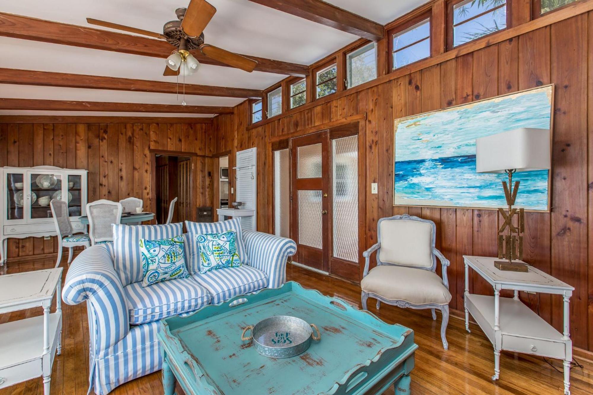 Coastal Escape - Indian Rocks Holiday home *