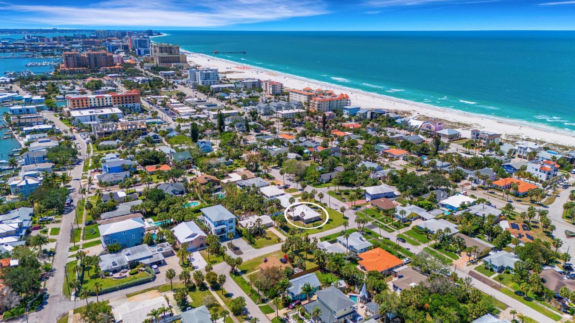 Paradise Corner - Monthly Vacation Rental! Clearwater Beach