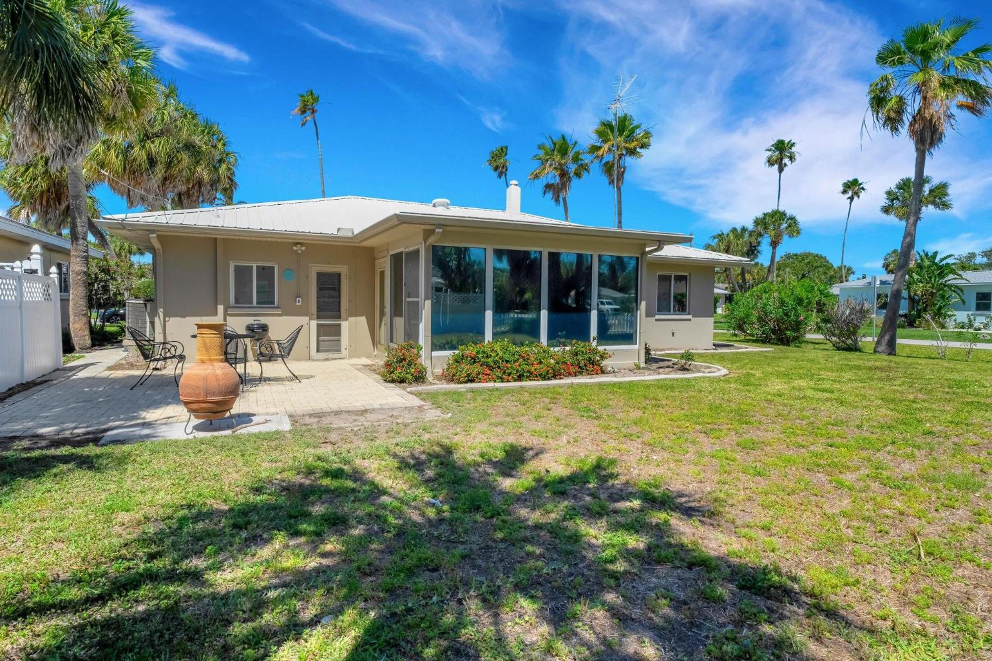 Paradise Corner - Monthly Vacation Rental! Clearwater Beach