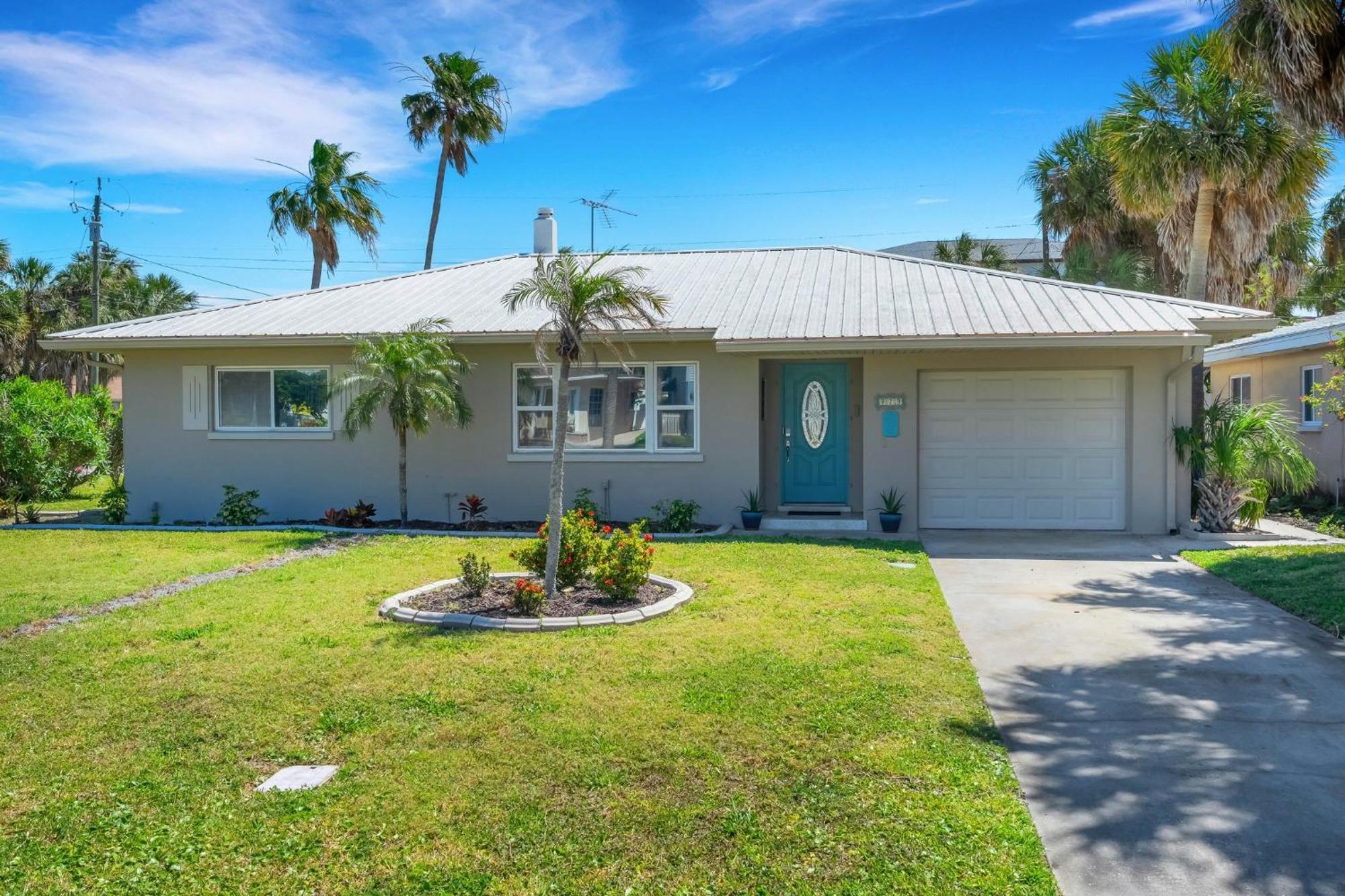 Paradise Corner - Monthly Vacation Rental! *
