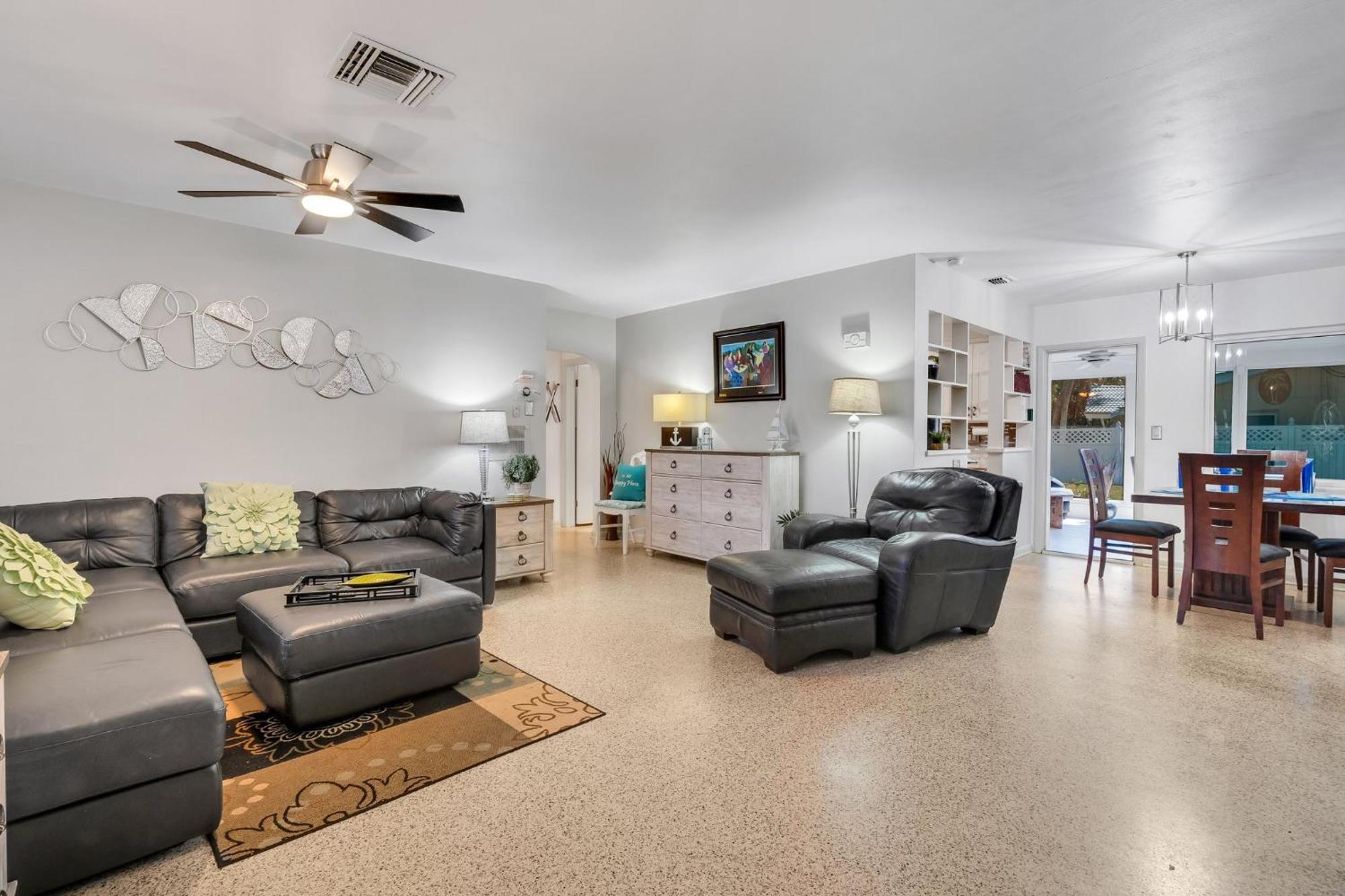 Paradise Corner - Monthly Vacation Rental! Holiday home