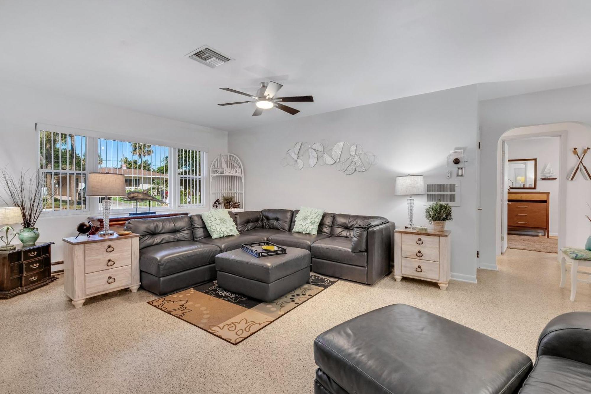 Paradise Corner - Monthly Vacation Rental! Holiday home *
