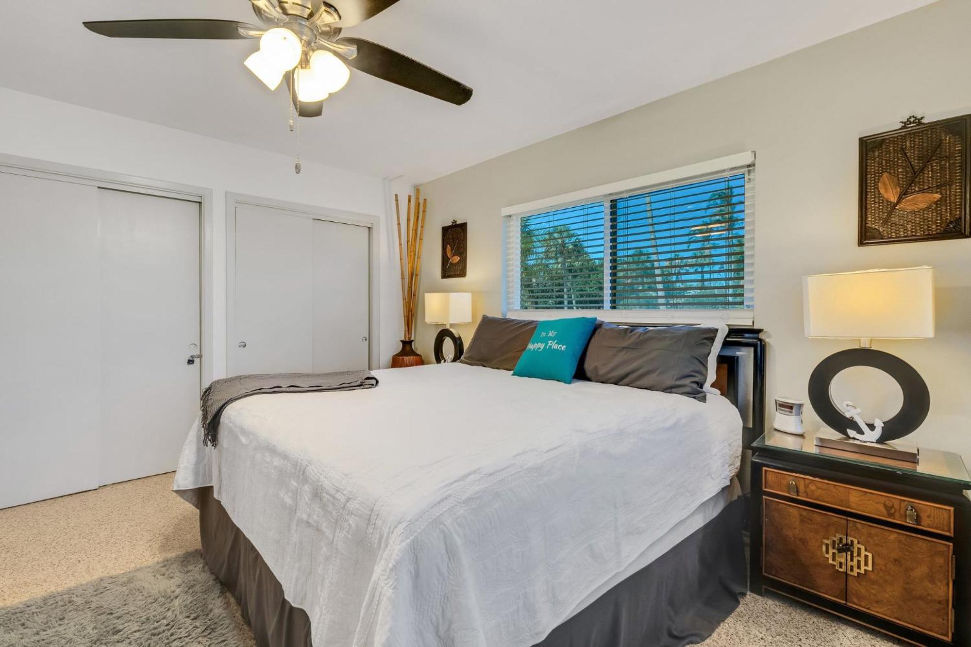 Paradise Corner - Monthly Vacation Rental! * Clearwater Beach