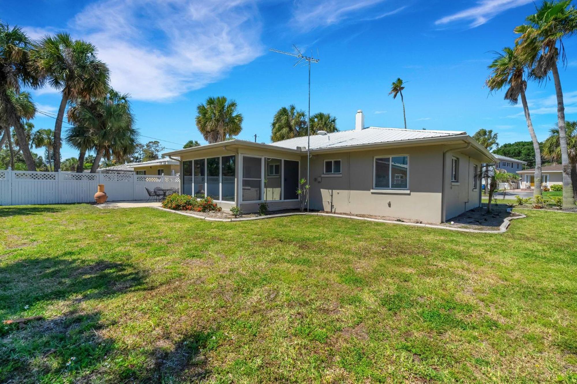 Paradise Corner - Monthly Vacation Rental! Holiday home Clearwater Beach