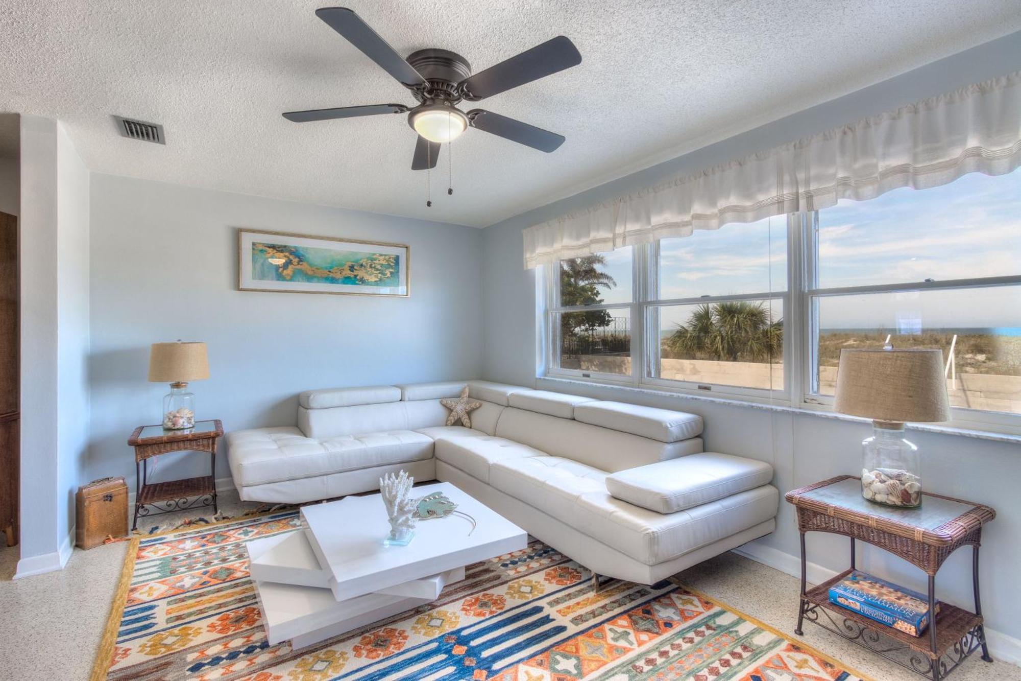 Gulf Breeze - Gulf Front Monthly Holiday home Clearwater Beach