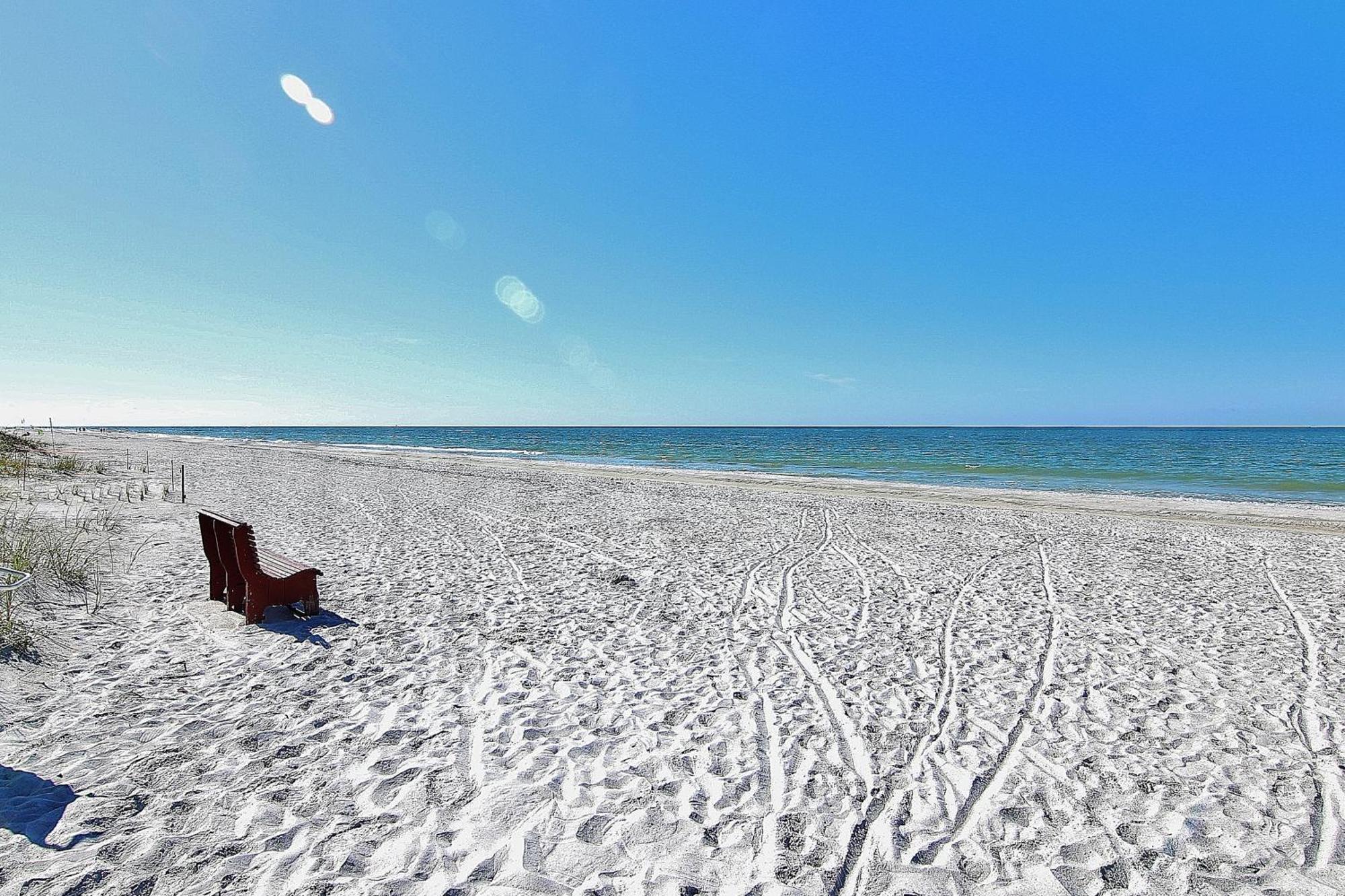 The Intercoastal 210 * Clearwater Beach