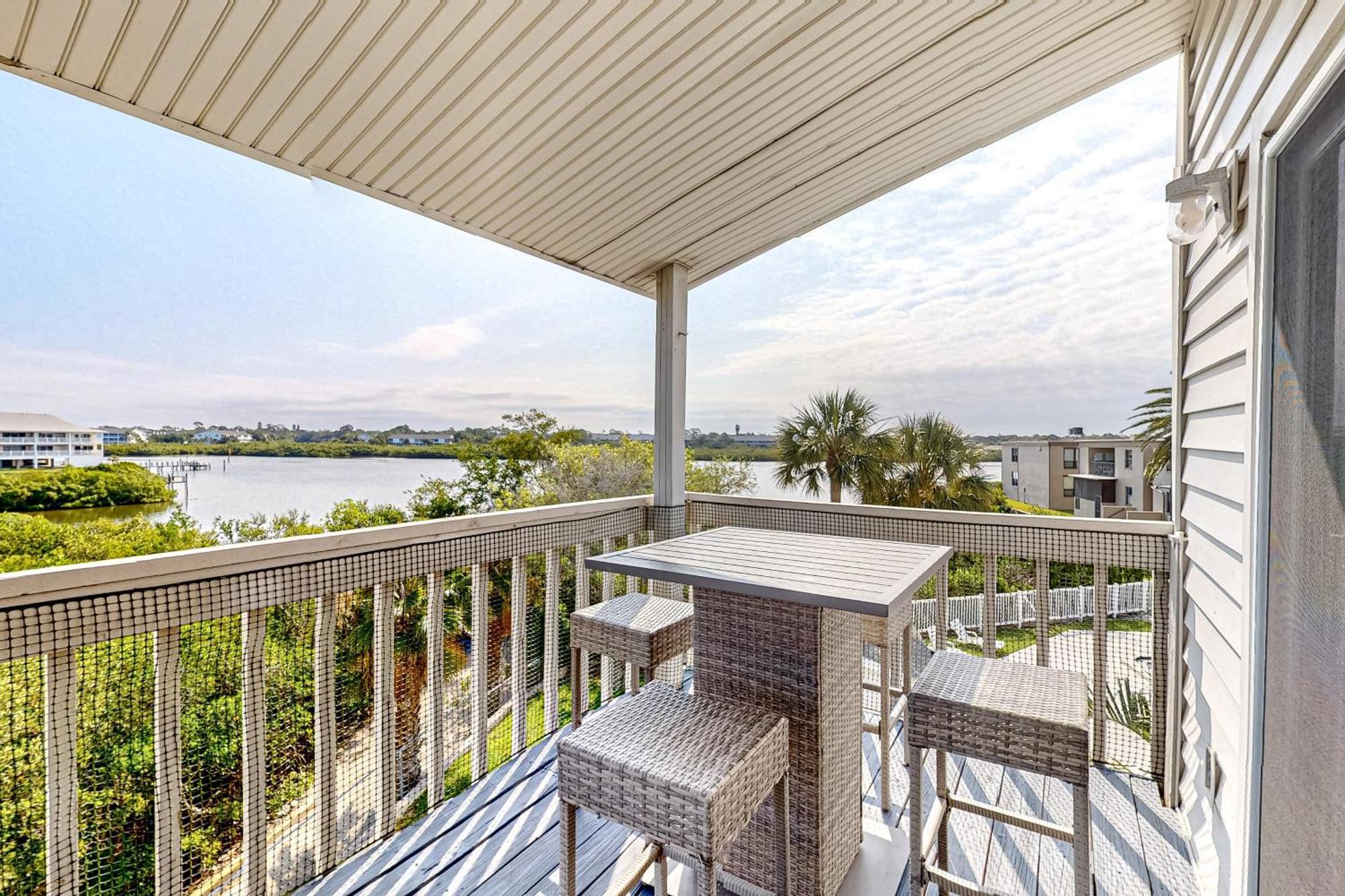 The Intercoastal 210 * Clearwater Beach