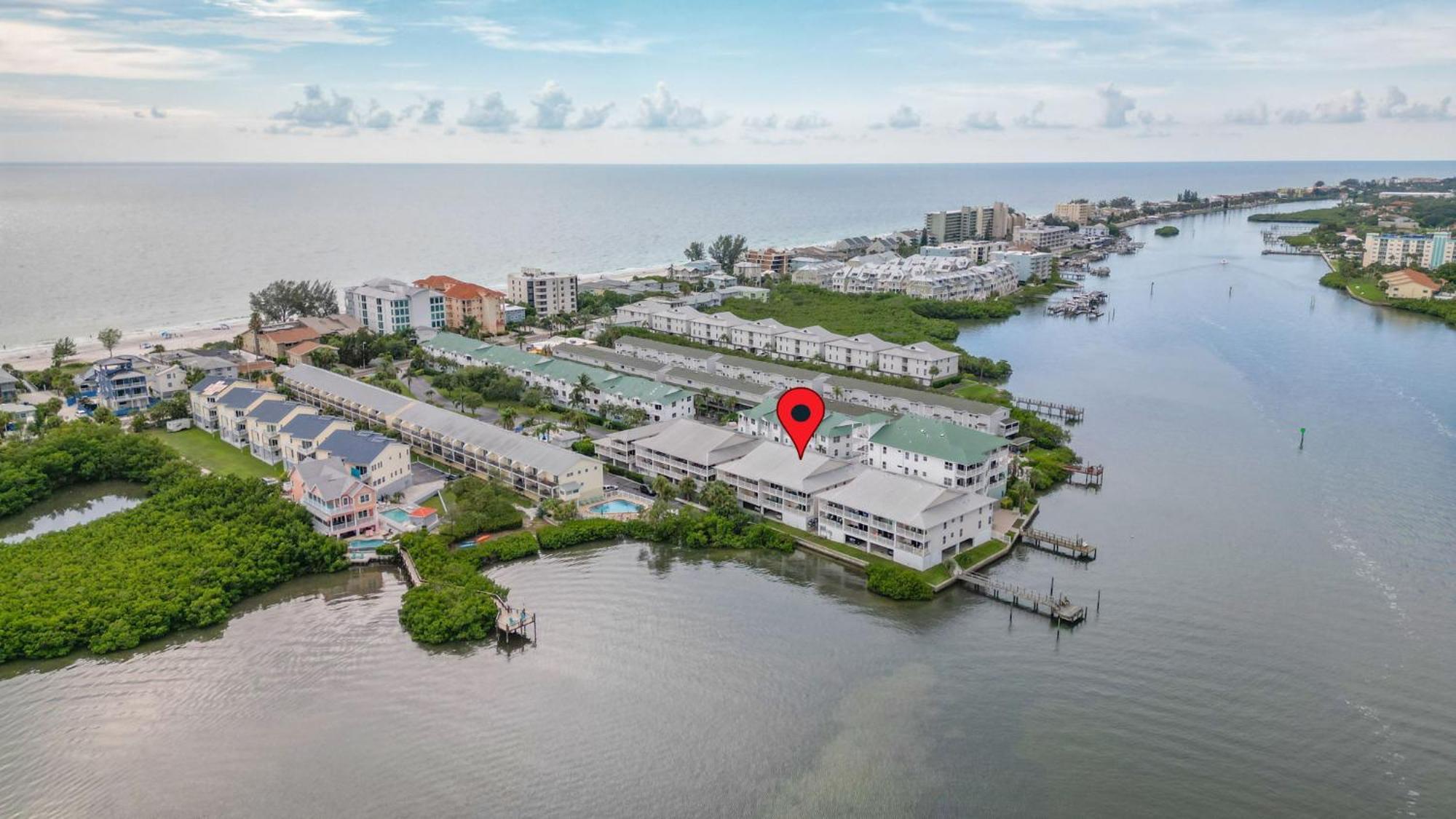 Gulf Views Pool Walk To Family Friendly Holiday home *