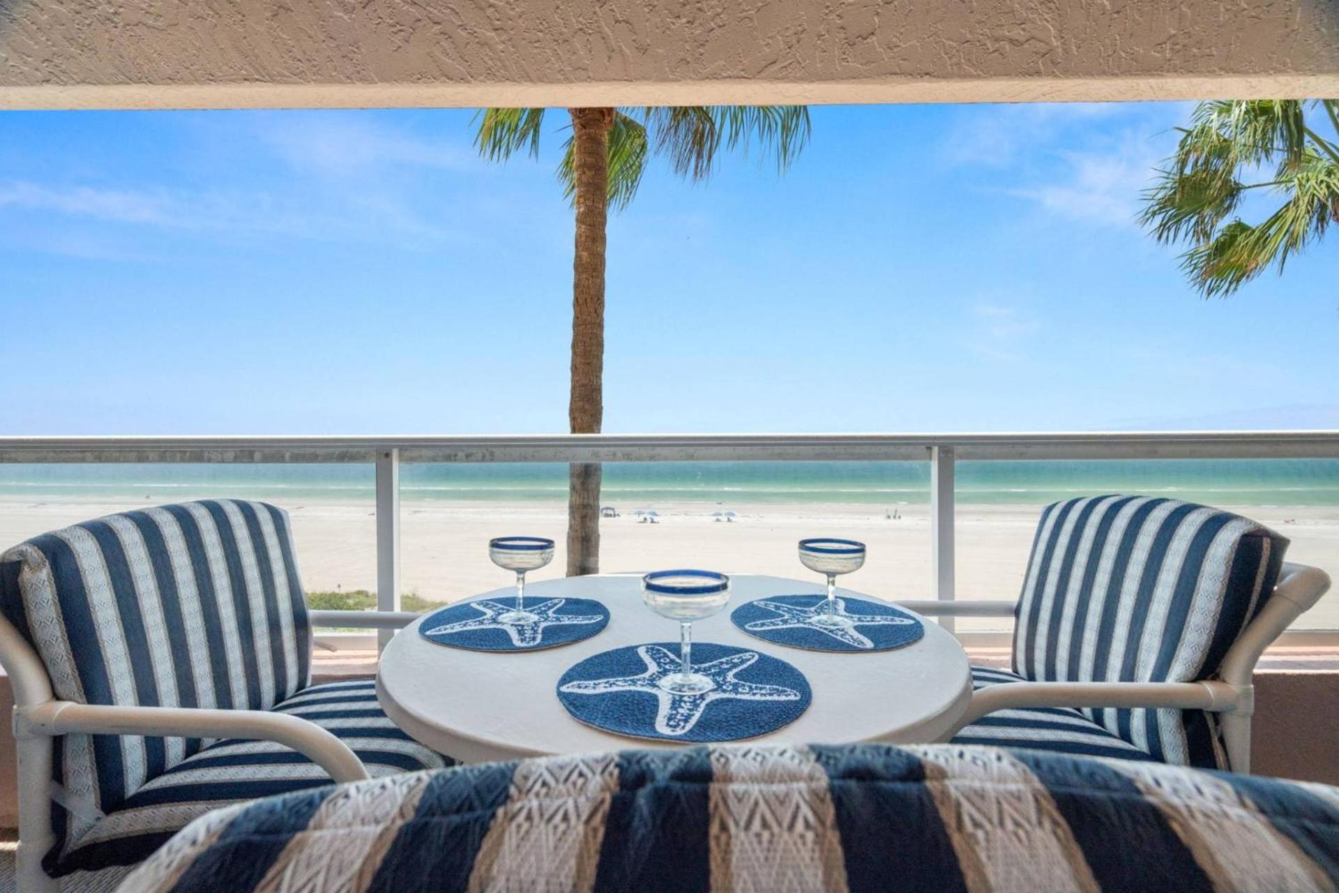 5f Crescent Club * Clearwater Beach