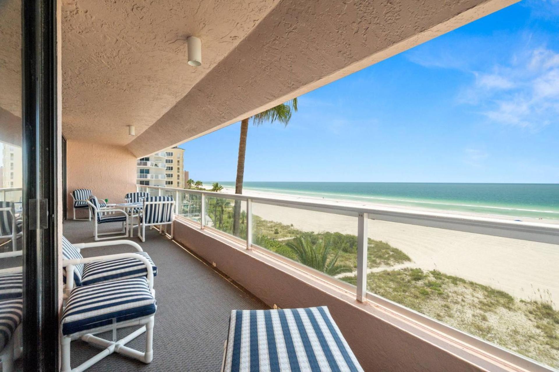 5f Crescent Club Holiday home *