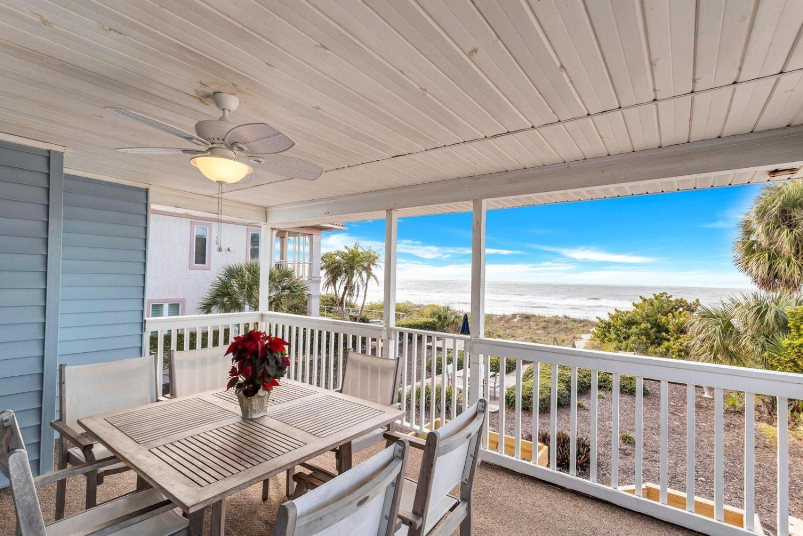 Holiday home Open - Private Beachfront Home/great For Groups/dogs Ok* *
