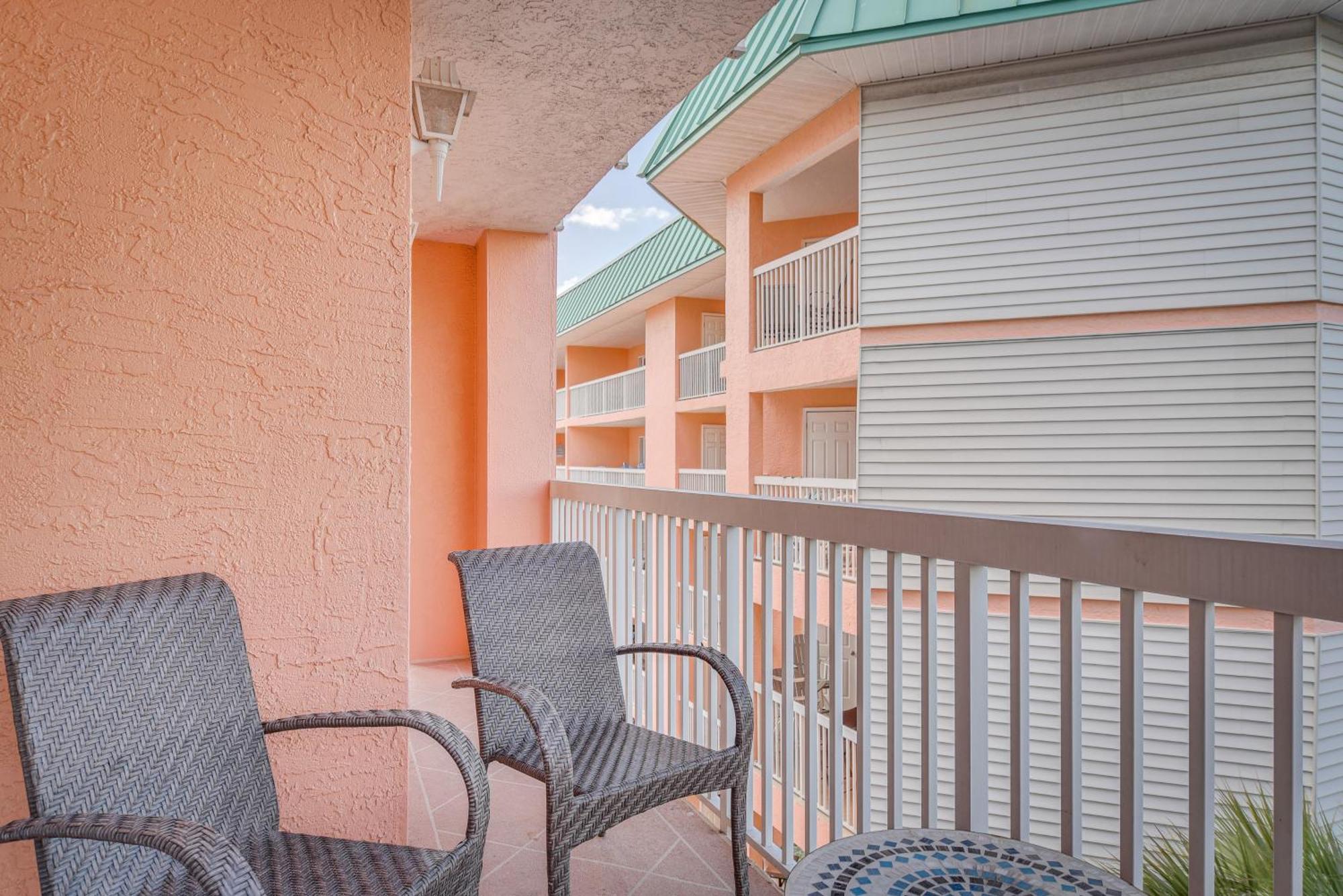 Beachfront Indian Shores Vacation